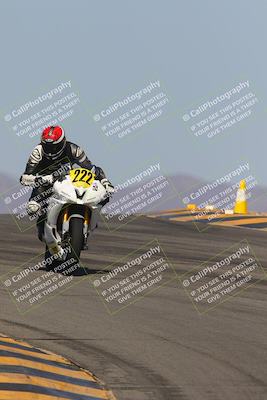 media/Oct-08-2023-CVMA (Sun) [[dbfe88ae3c]]/Race 3 Amateur Supersport Middleweight/